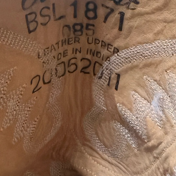 Diego’s Cowboy Leather Boots - Picture 16 of 16